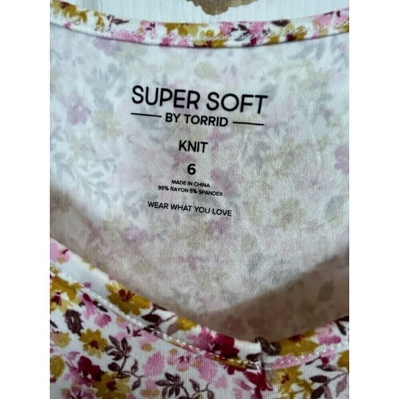 Torrid Women Pink Size 6 Blouse Flutter Sleeve Off Shoulder Peasant Knit Top H3 - Picture 6 of 8